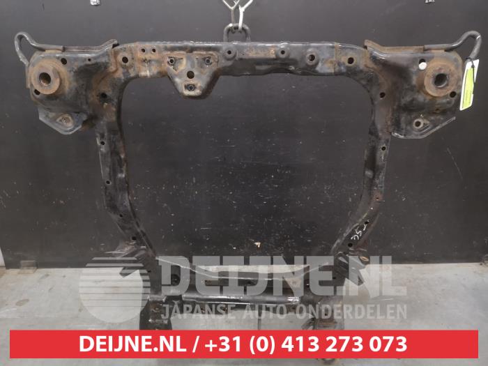 Subframe van een Hyundai Santa Fe II (CM) 2.7 V6 24V 4x4 2006