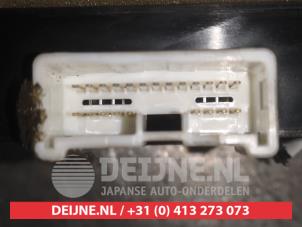 Toyota Avensis Verso PDC Module O568526 foto 2