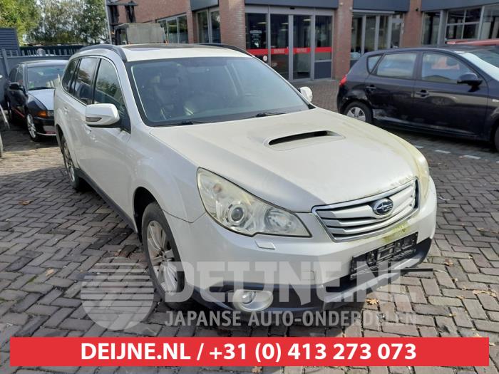 Subaru Legacy Kotflügel rechts vorne O568883
