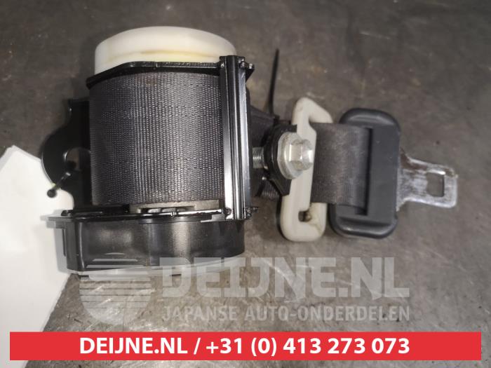 Subaru Justy Sicherheitsgurt rechts hinten O568892