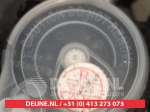 Subaru Justy Sicherheitsgurt rechts hinten O568892 foto 3