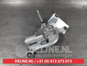 Mazda CX-3 Ruitenwissermotor achter O568943 foto 2