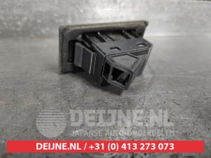 Mazda 6 Tailgate switch O569172 photo 2
