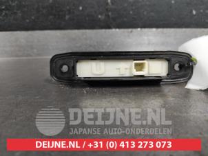 Toyota Yaris Tailgate switch O569187 photo 2