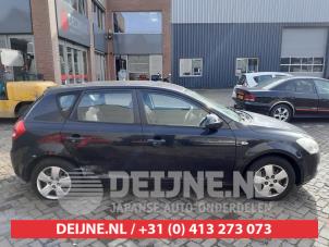 Kia Ceed Portier 4Deurs rechts-voor O569285 foto 3