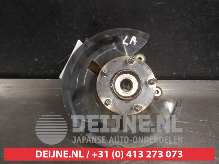 Mazda CX-5 Achsschenkel links hinten O569302