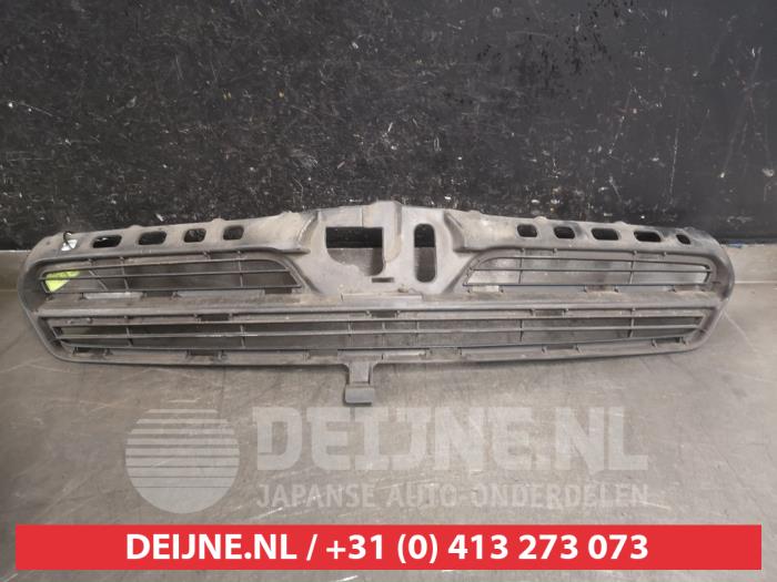 Toyota Corolla Bumper Rooster O569341