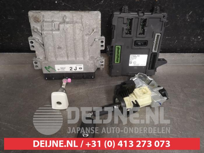 Nissan Qashqai Kontaktslot+Sleutel O569450