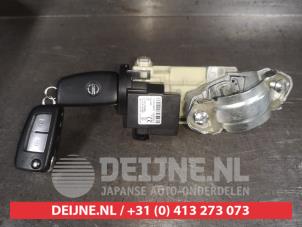 Nissan Qashqai Kontaktslot+Sleutel O569450 foto 3