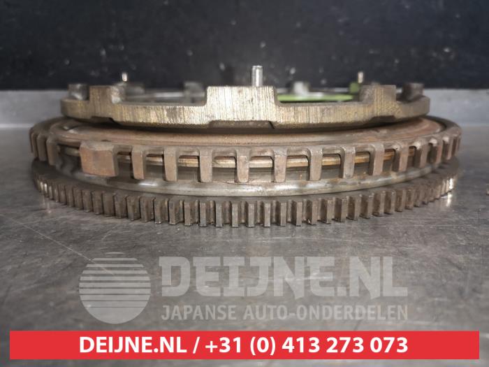 Nissan Qashqai Vliegwiel O569454