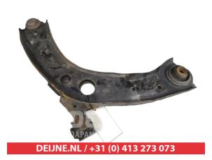 Mazda 3 Front lower wishbone, left O569612 photo 2