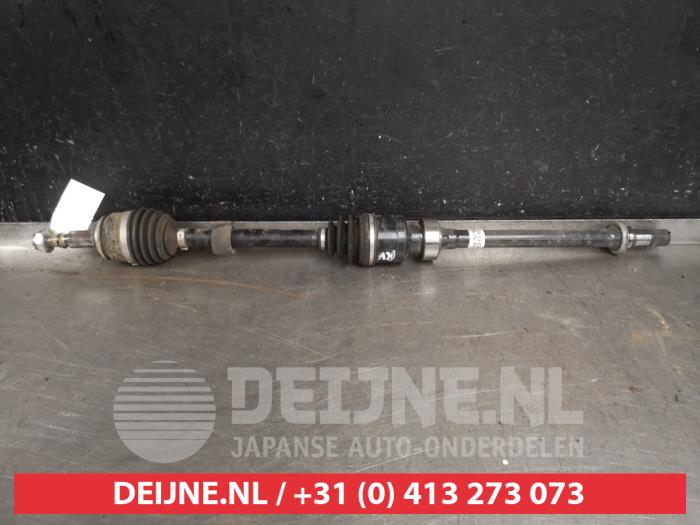 Mazda 3 Aandrijfas rechts-voor O569618