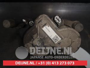 Mazda 3 Remklauw (Tang) links-achter O569623 foto 2