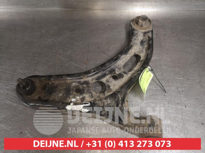 Toyota GT86 Querlenker unten rechts vorne O570051