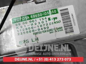 Toyota Avensis Power steering computer O570057 photo 2