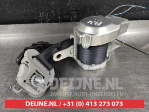 Suzuki Swift Veiligheidsgordel rechts-voor O570061 foto 2