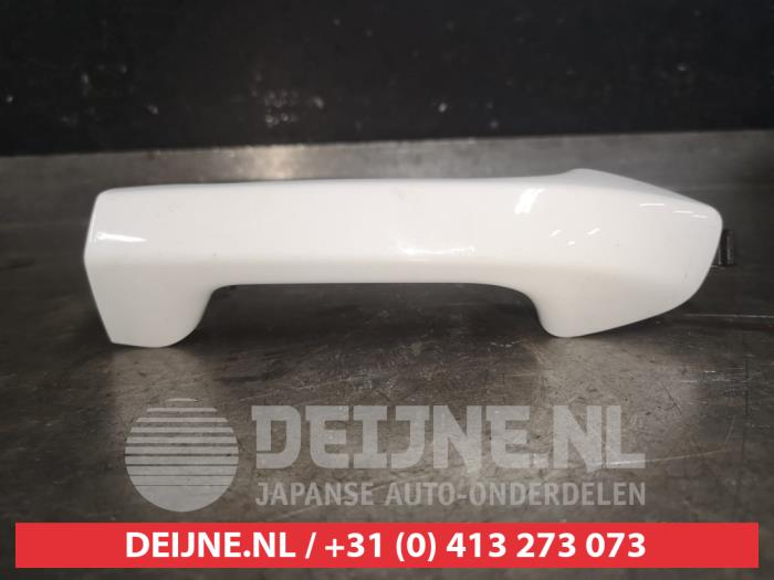Kia XCeed Türgriff 4-türig links vorne O570090