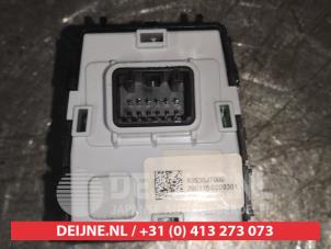 Kia XCeed Spiegel Schalter O570116 foto 2