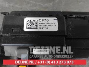 Kia XCeed Panikbeleuchtung Schalter O570137 foto 3