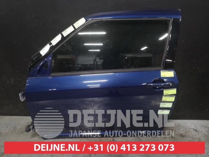 Suzuki Swift Tür 2-türig links O570228