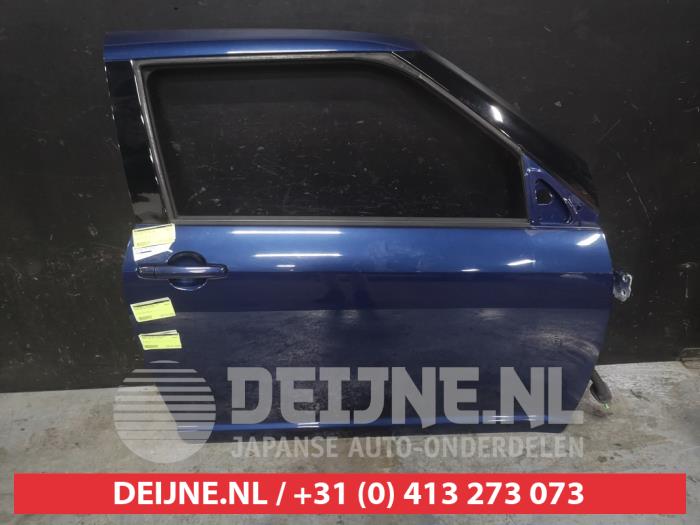 Suzuki Swift Tür 2-türig rechts O570240