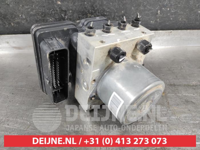 Gebruikte ABS Pomp Kia Xceed 1.5 T-GDI 16V Prijs € 150,00 Margeregeling aangeboden door V.Deijne Jap.Auto-onderdelen BV