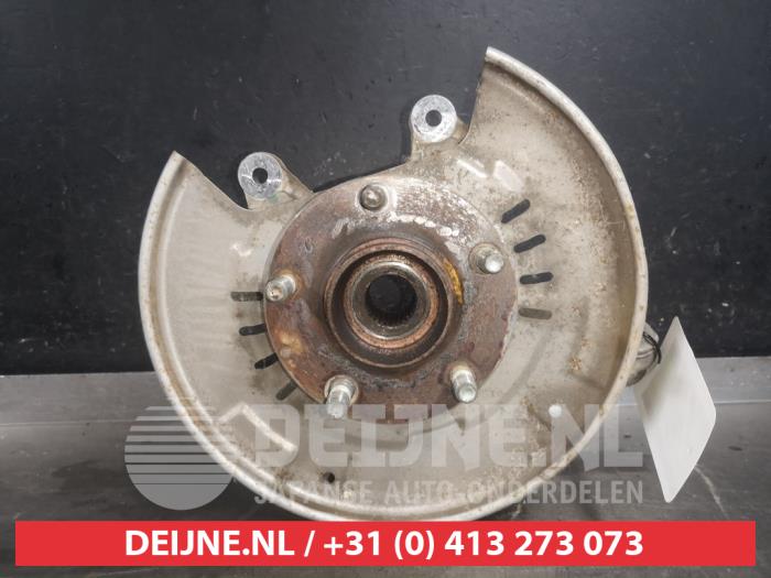 Mazda MX-5 Fusee rechts-achter O570561