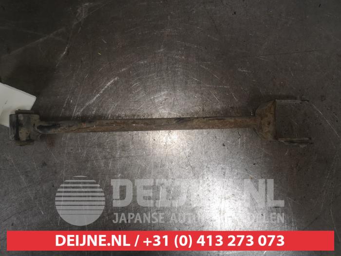 Mazda MX-5 Draagarm rechts-achter O570578