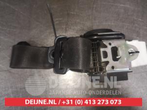 Mitsubishi Colt Sicherheitsgurt links vorne O570585 foto 2