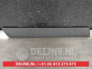 Suzuki Celerio Portierlijst O570712 foto 2