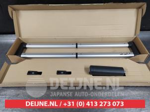 Mazda Miscellaneous Luggage rack O570726 photo 3