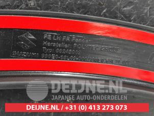 Suzuki Swift Wheel arch strip O570949 photo 3
