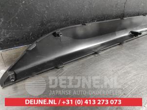 Hyundai Tucson Zijskirt links O570972 foto 3