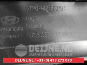 Hyundai Tucson Zijskirt links O570972 foto 4