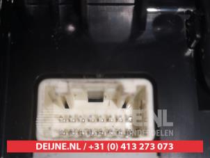 Lexus CT 200h Navigation Bedienfeld O570996 foto 3