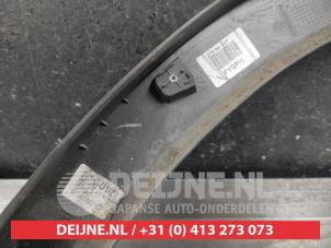 Hyundai Kona Spatbord Lijst O571010 foto 3