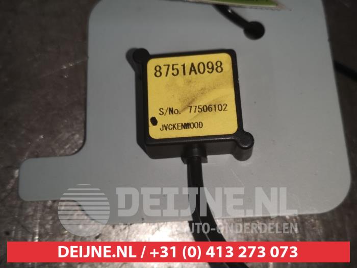 Mitsubishi Outlander GPS-Antenne O571160