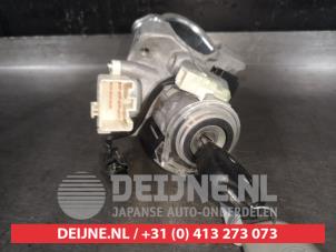 Toyota Verso Kontaktslot+Sleutel O571276 foto 3