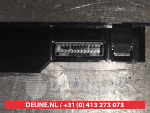 Hyundai Kona Draadloze oplader O571374 foto 2