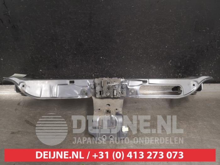 Mitsubishi Outlander Slotplaat voor O571444