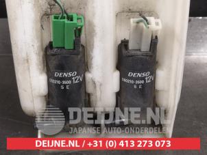 Mitsubishi Outlander Ruitensproeiertank voor O571542 foto 3