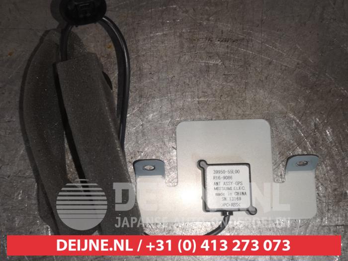 Suzuki SX-4 GPS-Antenne O571612
