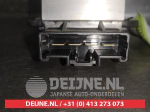 Toyota Corolla Verso Heizung Widerstand O571679 foto 2
