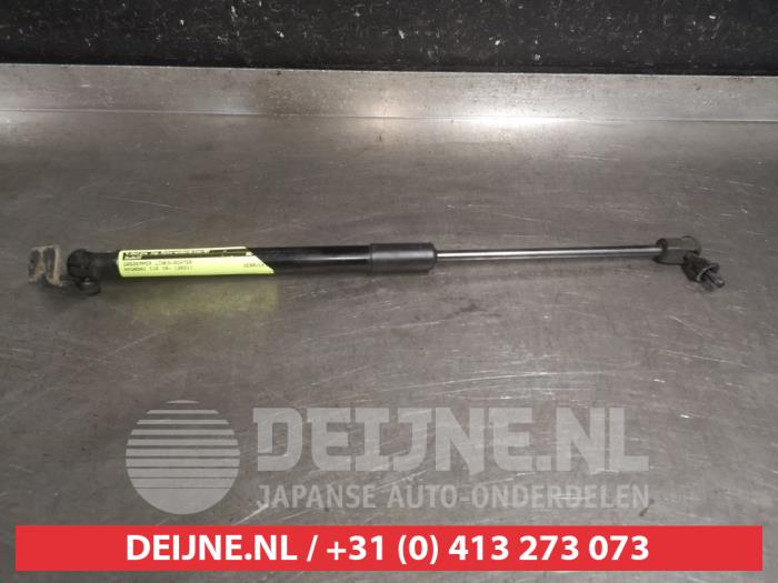 Hyundai I10 Gasdämpfer links hinten O571738