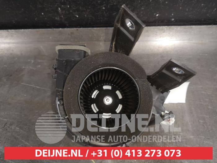 Toyota C-HR Accu ventilator O571817