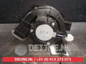 Toyota C-HR Akkulüfter O571817 foto 2