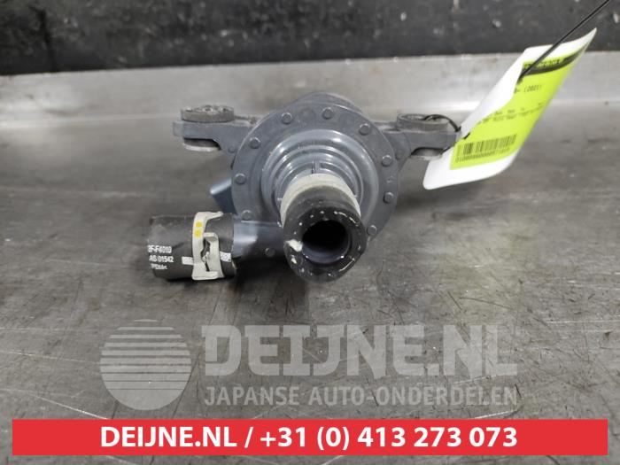 Toyota C-HR Zusätzliche Wasserpumpe O571818