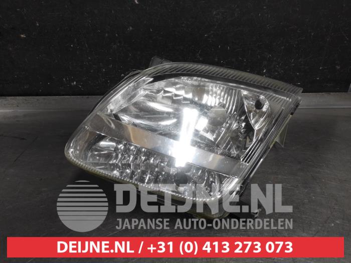 Subaru Justy Koplamp links O571869