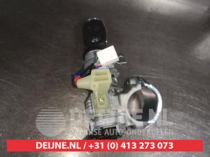 Hyundai I20 Ignition lock + key O571906 photo 3