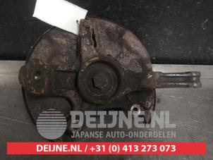 Daihatsu Terios Fusee rechts-voor O572047 foto 2